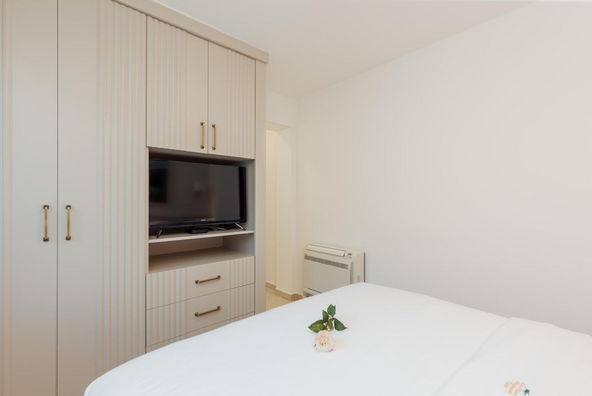 Apartments Los Olivos Kotor Luaran gambar