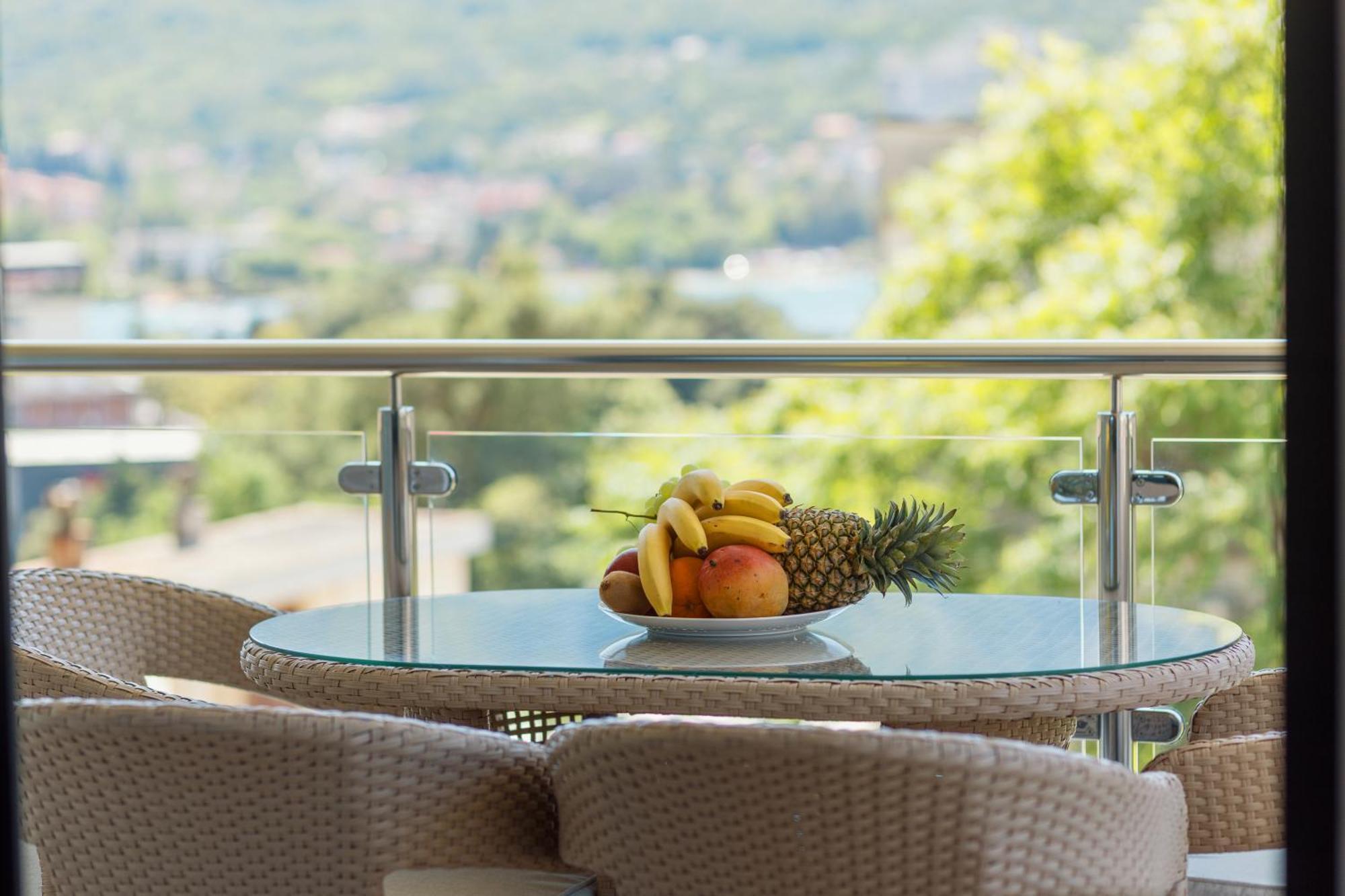 Apartments Los Olivos Kotor Luaran gambar