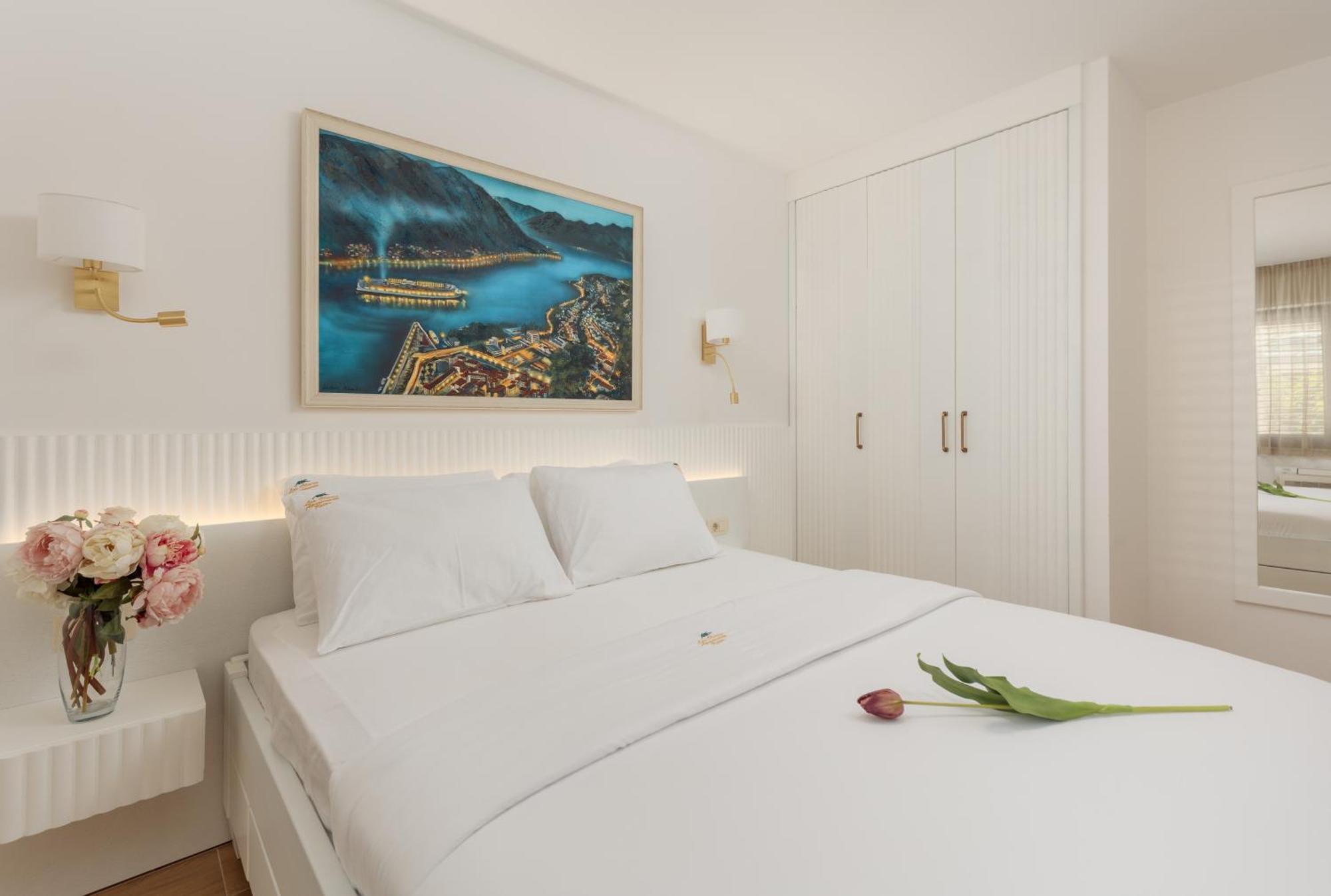 Apartments Los Olivos Kotor Luaran gambar